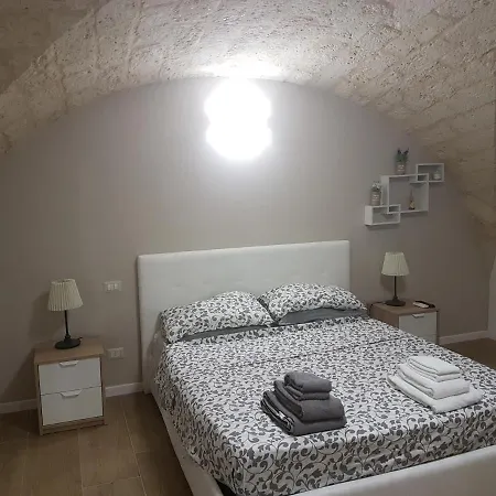Apartment The Chicca House *